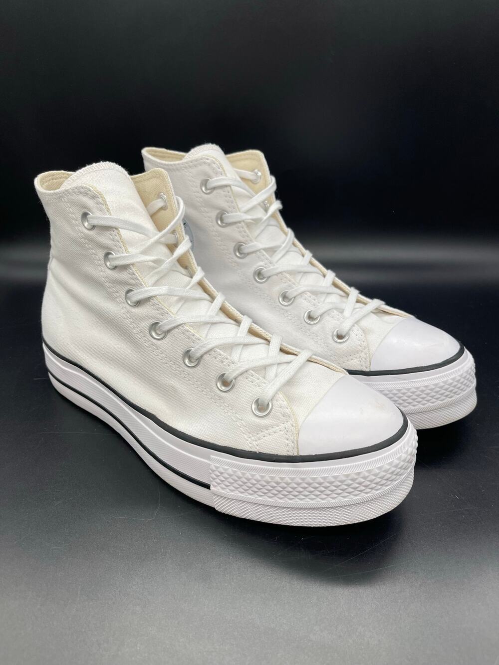Converse Chuck Taylor All Star White Platform Women's High-Top Sneakers Size 10
